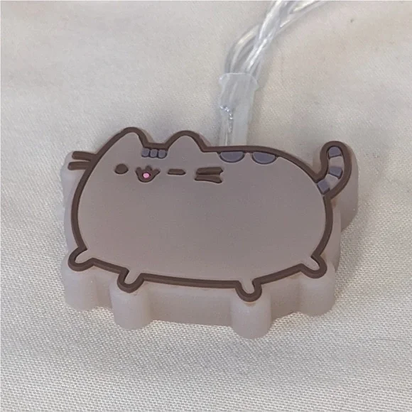 Pusheen string lights - Picture 3 of 4